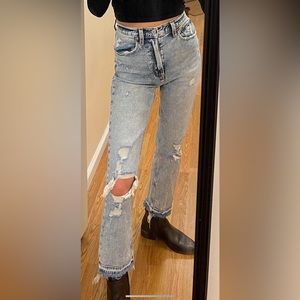 Abercrombie Curve Love Ultra High Rise Ankle Straight Jeans, distressed 24